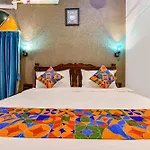 Fabhotel Ambika Chirwa House