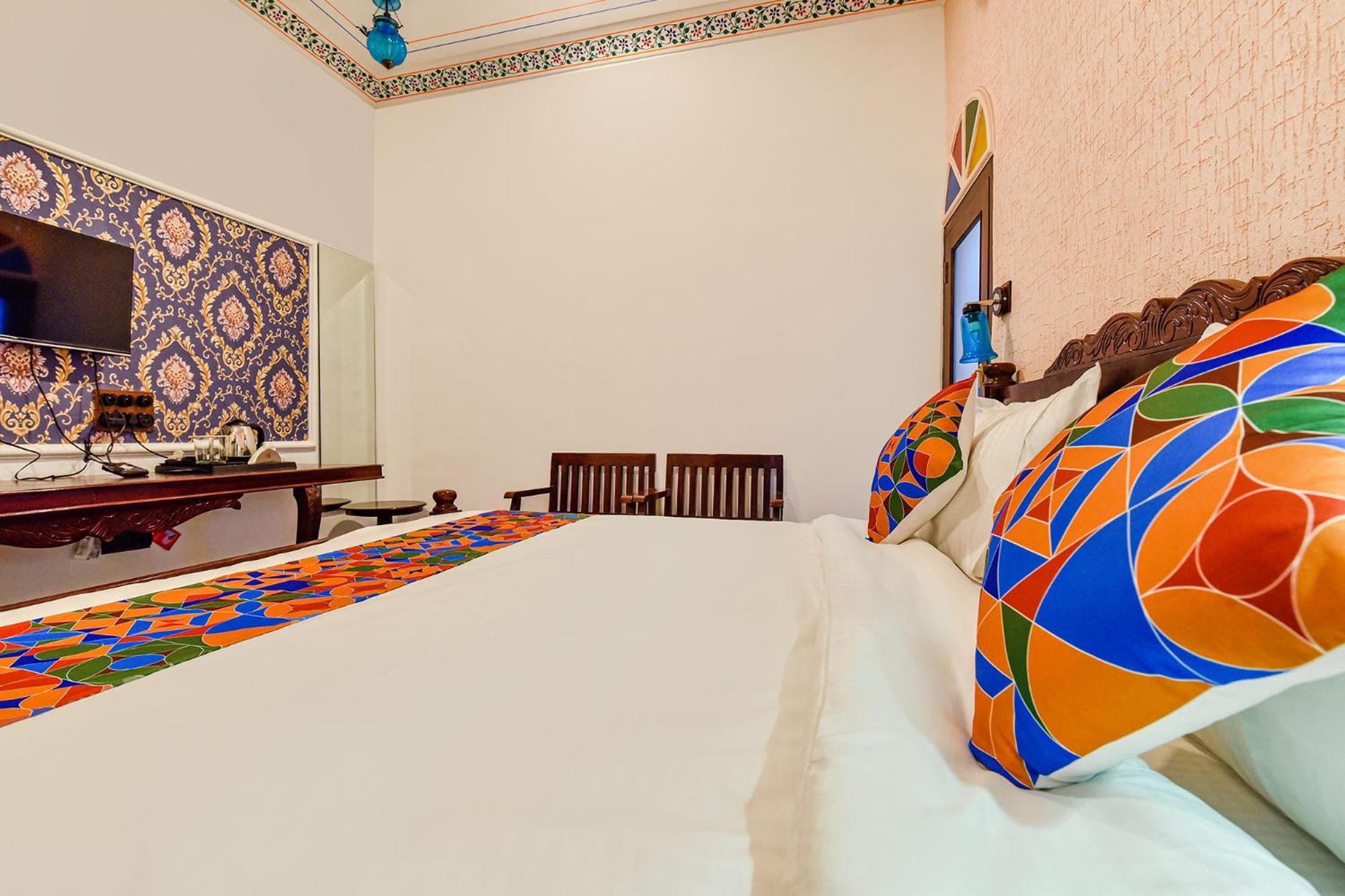 Fabhotel Ambika Chirwa House Hotel